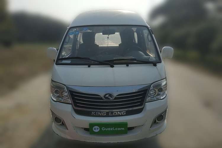 Used King Long Golden Way 2015 2.0L Value-Packed Practical Version 4G21B Front
