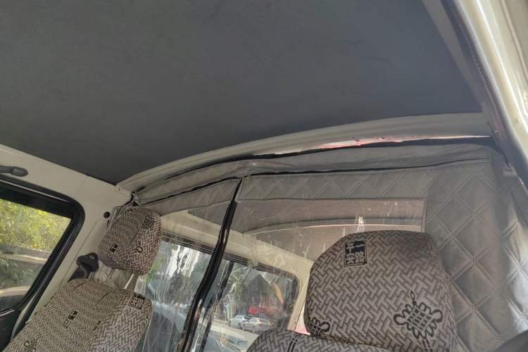 Used King Long Golden Way 2015 2.0L Van 4G21B Headliner
