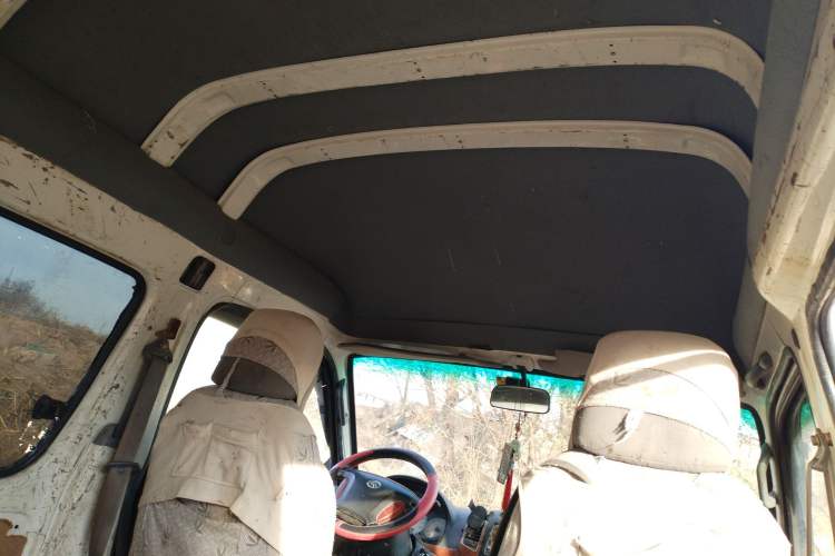 Used King Long Golden Way 2015 2.0L Entrepreneurial Upgrade V20 Headliner