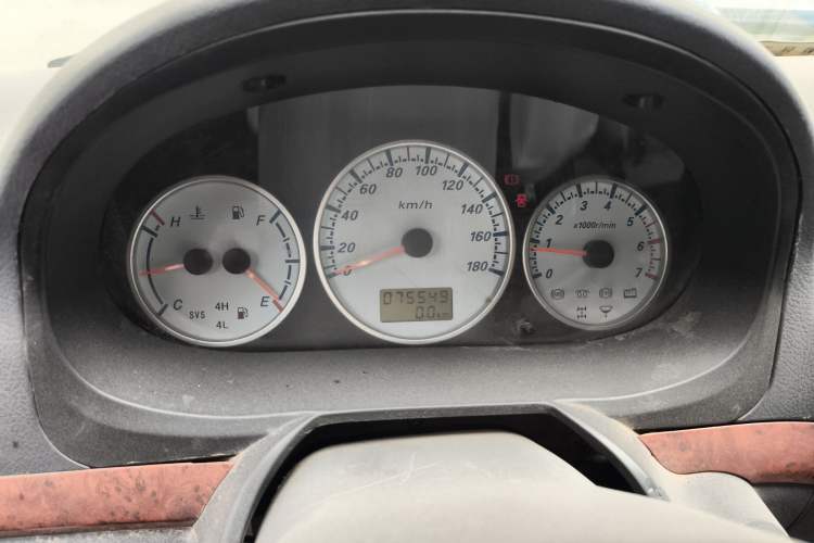 Used King Long Golden Way 2015 2.0L Cargo Van Long Wheelbase Model V20 Instrument Cluster