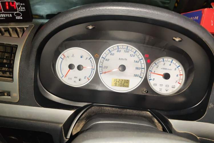 Used King Long Golden Way 2015 2.0L Value-Packed Practical Version 4G21B Instrument Cluster