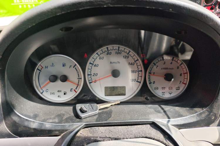 Used King Long Golden Way 2015 2.0L Value-Packed Practical Version 4G21B Instrument Cluster