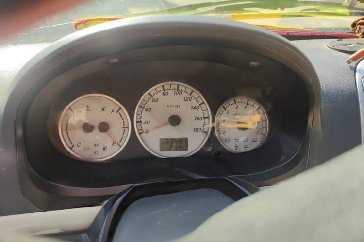 Used King Long Golden Way 2015 2.0L Value-Packed Practical Version 4G21B Instrument Cluster