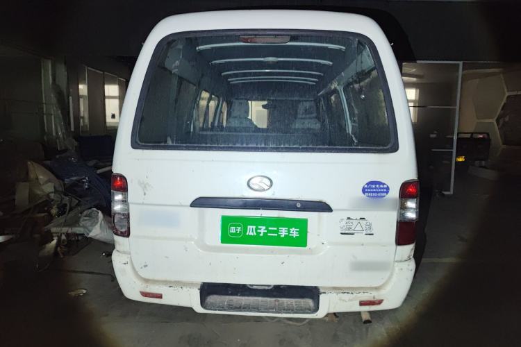 Used King Long Golden Way 2015 2.0L Value-Packed Practical Version 4G21B Rear