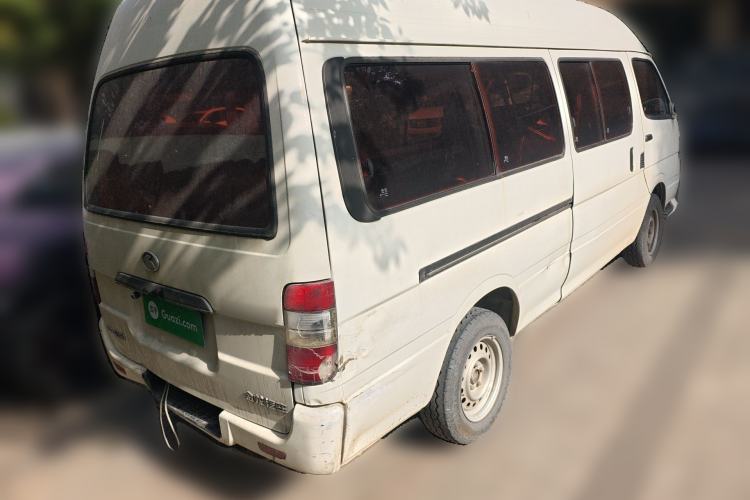 Used King Long Golden Way 2015 2.0L Value-Packed Practical Version 4G21B Rear Right 45 Deg