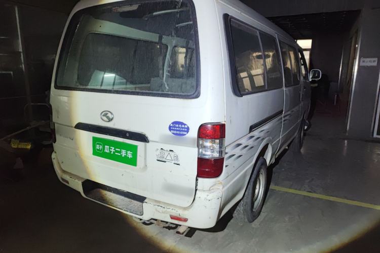 Used King Long Golden Way 2015 2.0L Value-Packed Practical Version 4G21B Rear Right 45 Deg