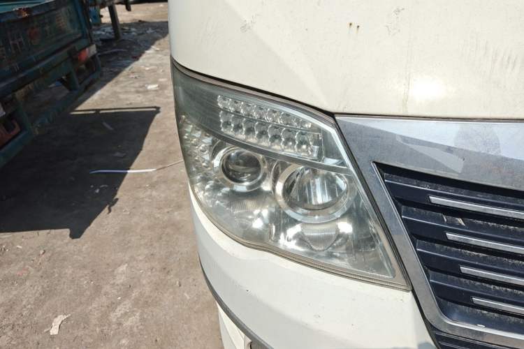 Used King Long Golden Way 2015 2.0L Entrepreneurial Version V19 Right Front Headlight