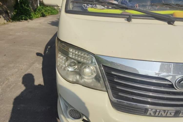 Used King Long Golden Way 2015 2.0L Value-Packed Practical Version 4G21B Right Front Headlight
