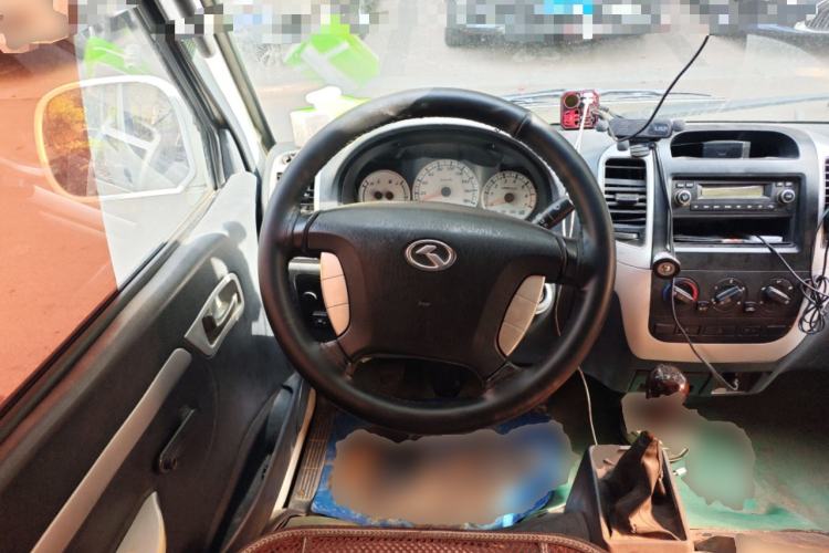 Used King Long Golden Way 2015 2.0L Value-Packed Practical Version 4G21B Steering Wheel