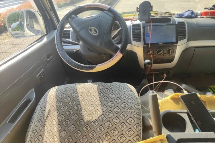 Used King Long Golden Way 2015 2.0L Value-Packed Practical Version 4G21B Steering Wheel