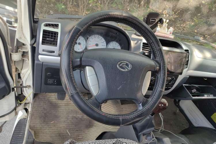 Used King Long Golden Way 2015 2.0L Van 4G21B Steering Wheel