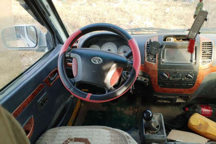Used King Long Golden Way 2015 2.0L Entrepreneurial Upgrade V20 Steering Wheel