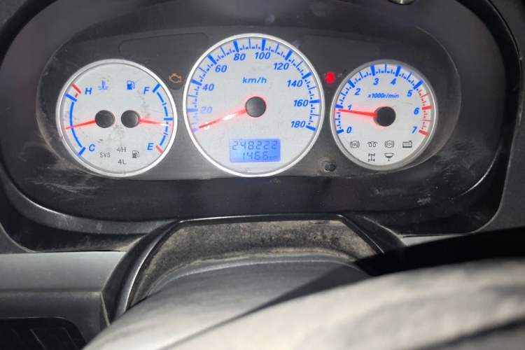 Used King Long Golden Way 2016 2.0L Value-Plus Edition 4G20 Odometer Close Up