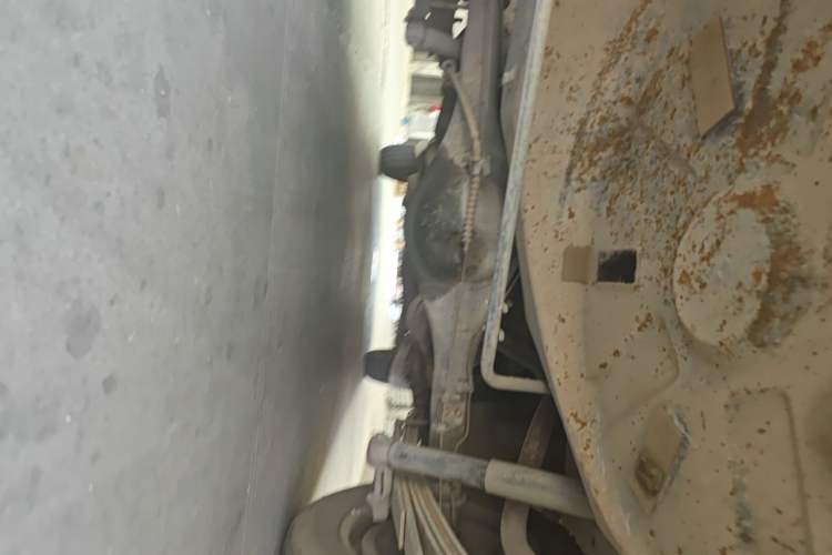 Used King Long Golden Way 2016 2.0L Box Truck 4G20 Chassis Rear