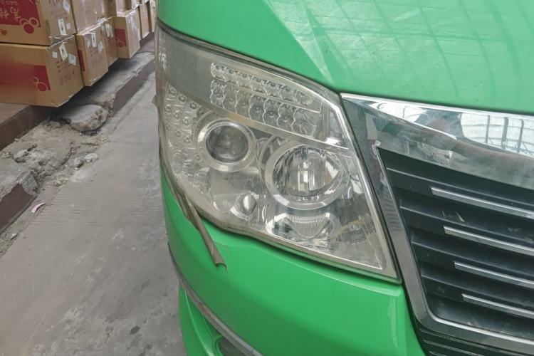 Used King Long Golden Way 2016 2.0L Box Truck 4G20 Right Front Headlight
