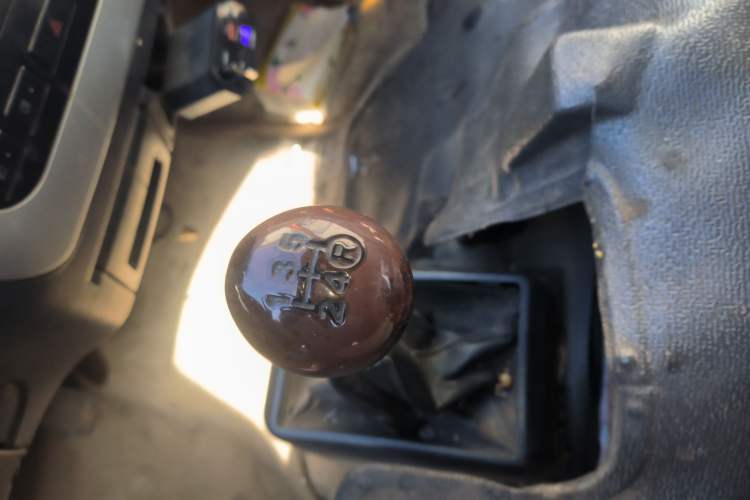 Used King Long Golden Way 2016 2.0L Box Truck 4G20 Gear Lever