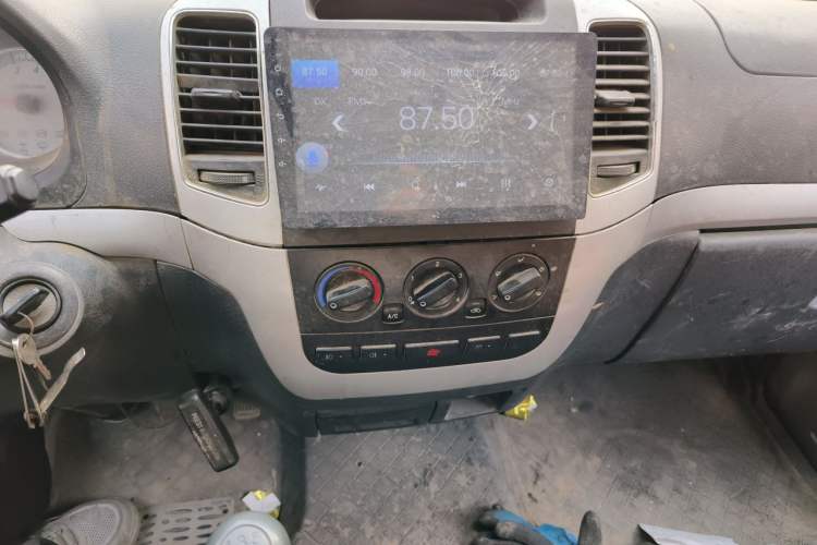 Used King Long Golden Way 2016 2.0L Value-Plus Edition 4G20 Audio And AC Panel