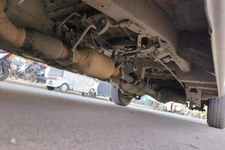 Used King Long Golden Way 2016 2.0L Value-Plus Edition 4G20 Chassis Front Left
