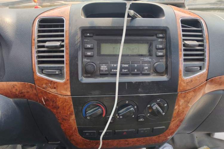 Used King Long Golden Way 2016 2.0L Box Truck 4G20 Audio And AC Panel