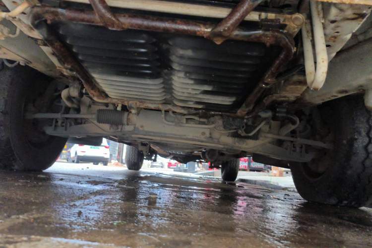 Used King Long Golden Way 2016 2.0L Value-Plus Edition 4G20 Chassis Front