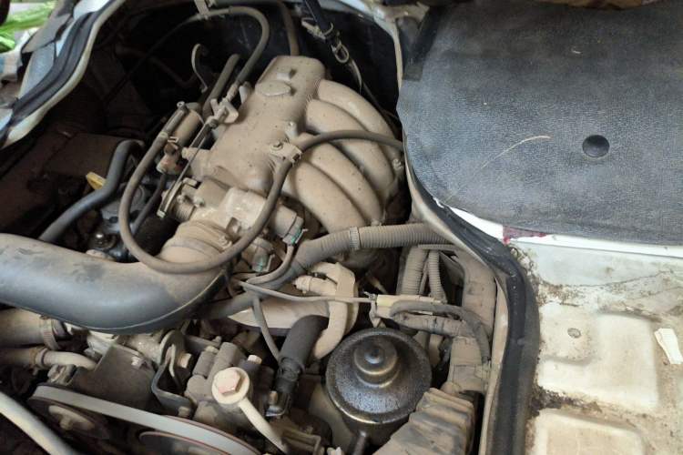 Used King Long Golden Way 2016 2.0L Value-Plus Edition 4G20 Engine Bay Left