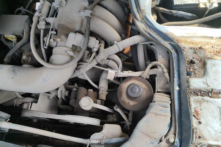 Used King Long Golden Way 2016 2.0L Value-Plus Edition 4G20 Engine Bay Left