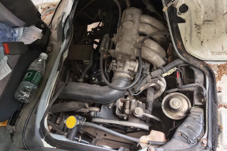 Used King Long Golden Way 2016 2.0L Value-Plus Edition 4G20 Engine Bay Right