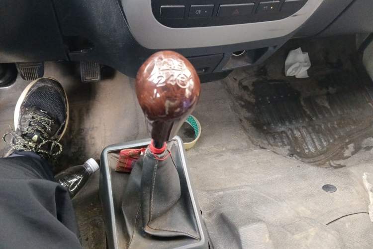 Used King Long Golden Way 2016 2.0L Box Truck 4G20 Gear Lever