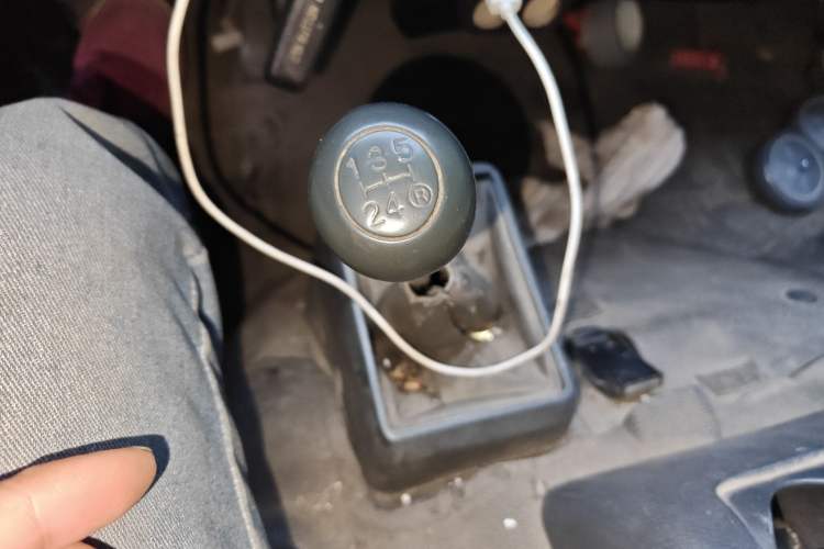 Used King Long Golden Way 2016 2.0L Value-Plus Edition 4G20 Gear Lever
