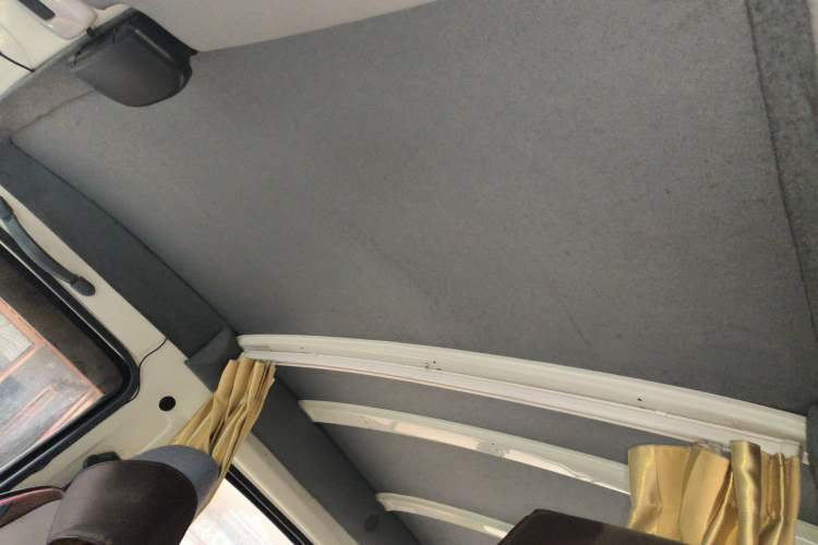 Used King Long Golden Way 2016 2.0L Value-Plus Edition 4G20 Headliner