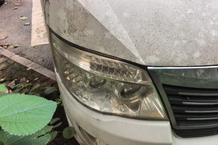 Used King Long Golden Way 2016 2.0L Value-Plus Edition 4G20 Right Front Headlight