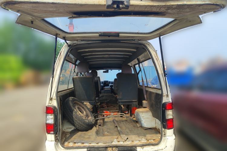 Used King Long Golden Way 2016 2.0L Value-Plus Edition 4G20 Trunk