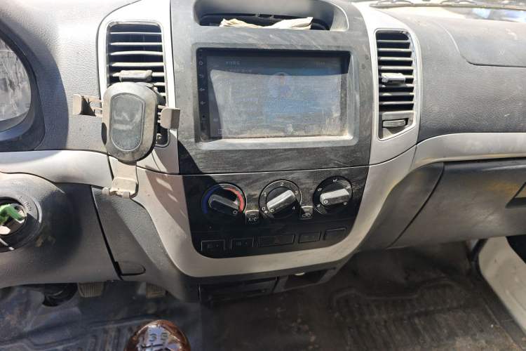 Used King Long Golden Way 2017 2.2L Van Series V22 Audio And AC Panel