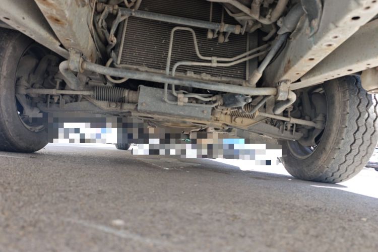 Used King Long Golden Way 2017 2.2L Van Series V22 Chassis Front