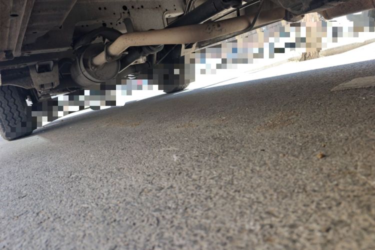 Used King Long Golden Way 2017 2.2L Van Series V22 Chassis Front Right