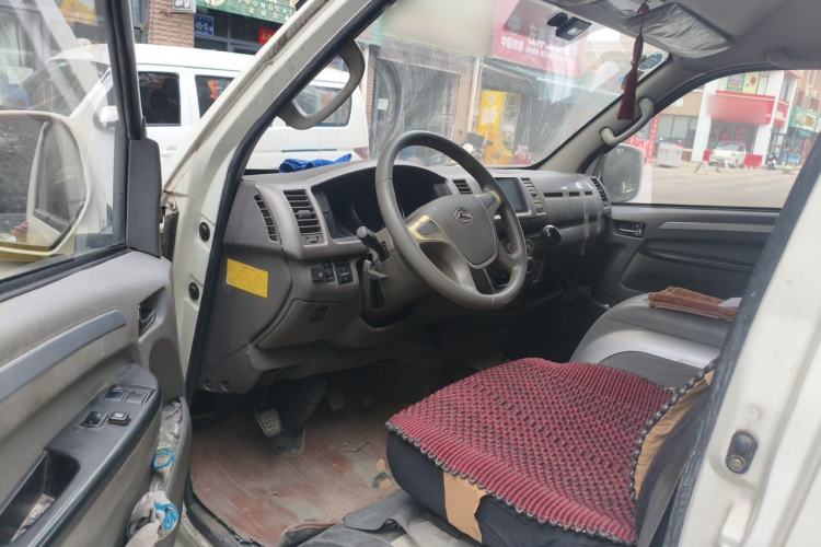 Used King Long Golden Way 2017 2.2L Van Series V22 Driver Seat