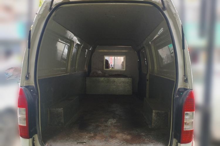 Used King Long Golden Way 2017 2.2L Van Series V22 Trunk
