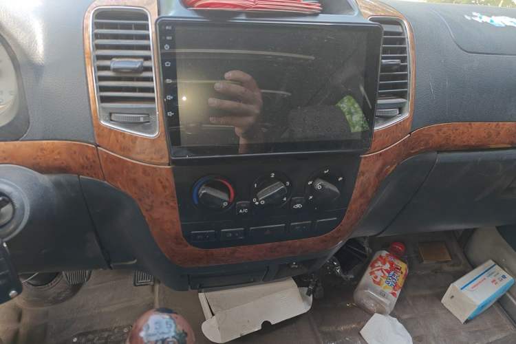 Used King Long Golden Way 2018 2.0L Van Series V20 Audio And AC Panel