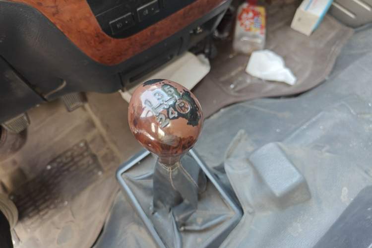 Used King Long Golden Way 2018 2.0L Van Series V20 Gear Lever