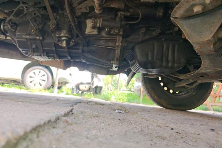 Used King Long Golden Way 2018 2.0L Van Series 4G20 Chassis Front Right