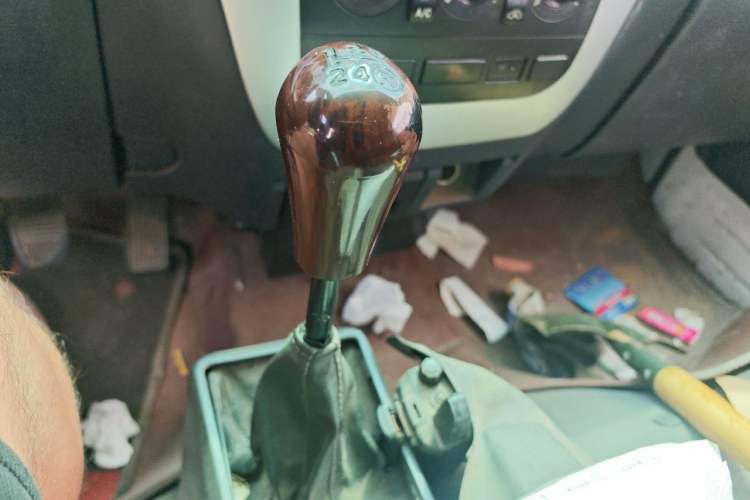 Used King Long Golden Way 2018 2.0L Van Series 4G20 Gear Lever
