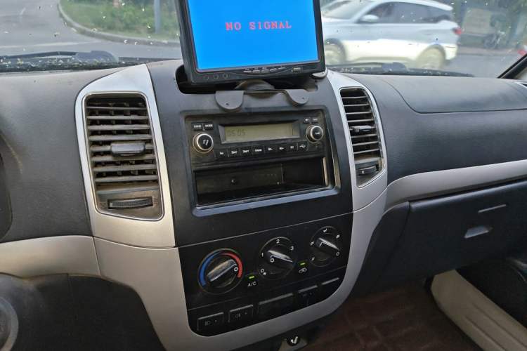 Used King Long Golden Way 2018 2.0L Van Series 4G20 Audio And AC Panel