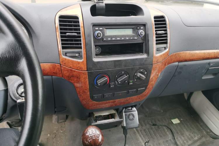 Used King Long Golden Way 2018 2.0L Business Series 4G20 Audio And AC Panel