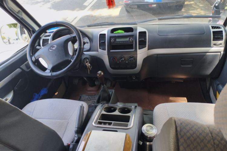 Used King Long Golden Way 2018 2.0L Van Series 4G20 Center Console