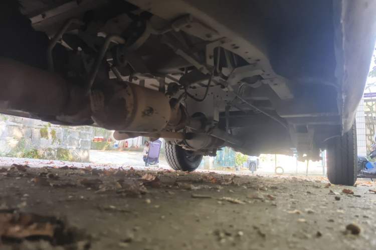 Used King Long Golden Way 2018 2.0L Business Series 4G20 Chassis Front Left