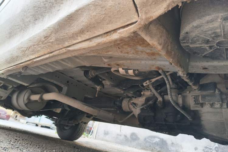Used King Long Golden Way 2018 2.0L Business Series 4G20 Chassis Front Right