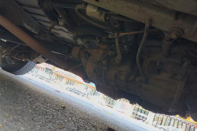 Used King Long Golden Way 2018 2.0L Van Series 4G20 Chassis Front Right
