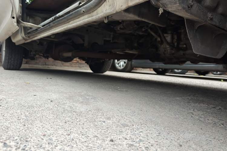Used King Long Golden Way 2018 2.0L Van Series V20 Chassis Front Right