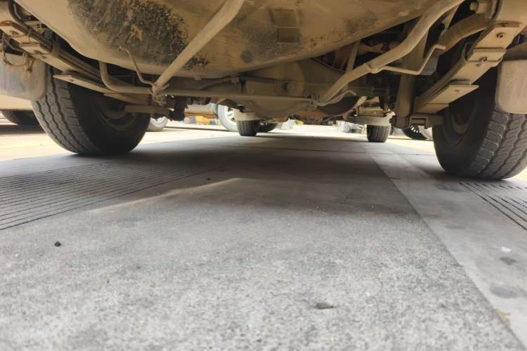 Used King Long Golden Way 2018 2.0L Van Series 4G20 Chassis Rear