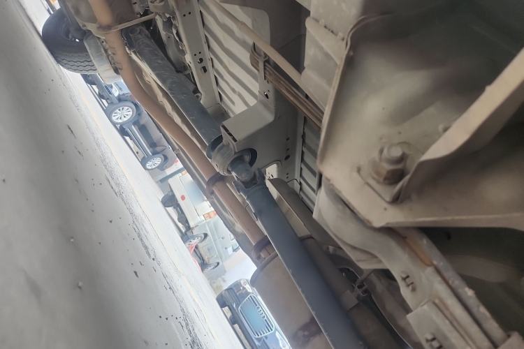 Used King Long Golden Way 2018 2.0L Van Series 4G20 Chassis Rear Left